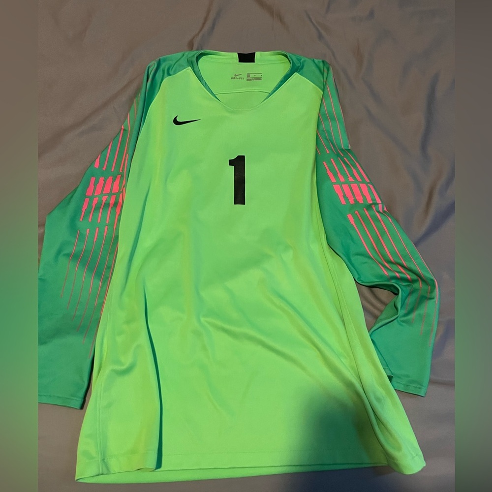 Nike Men’s Dri-FIT Gardien II Green Goalkeeper Jersey